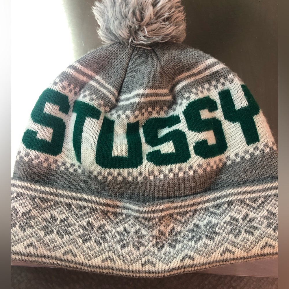 Stussy vintage unisex Pom Pom beanie